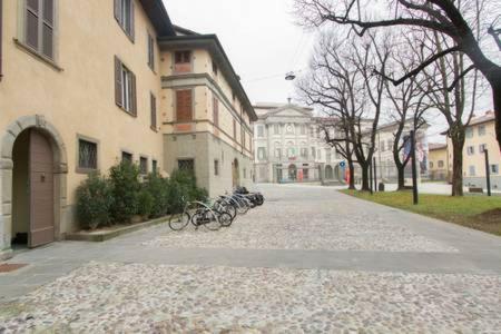 Papavero Accademia Carrara Bergamo Exteriör bild